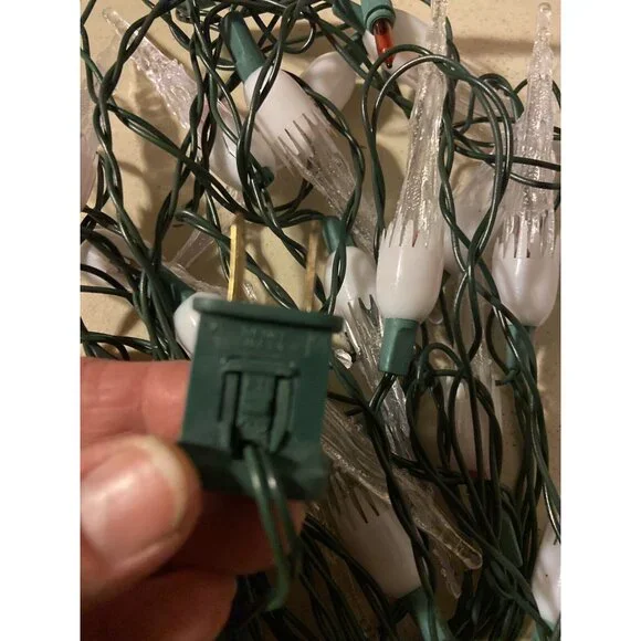 Midget Icicle Lights 20 Multicolor Indoor Outdoor String Christmas Lights - Picture 7 of 8